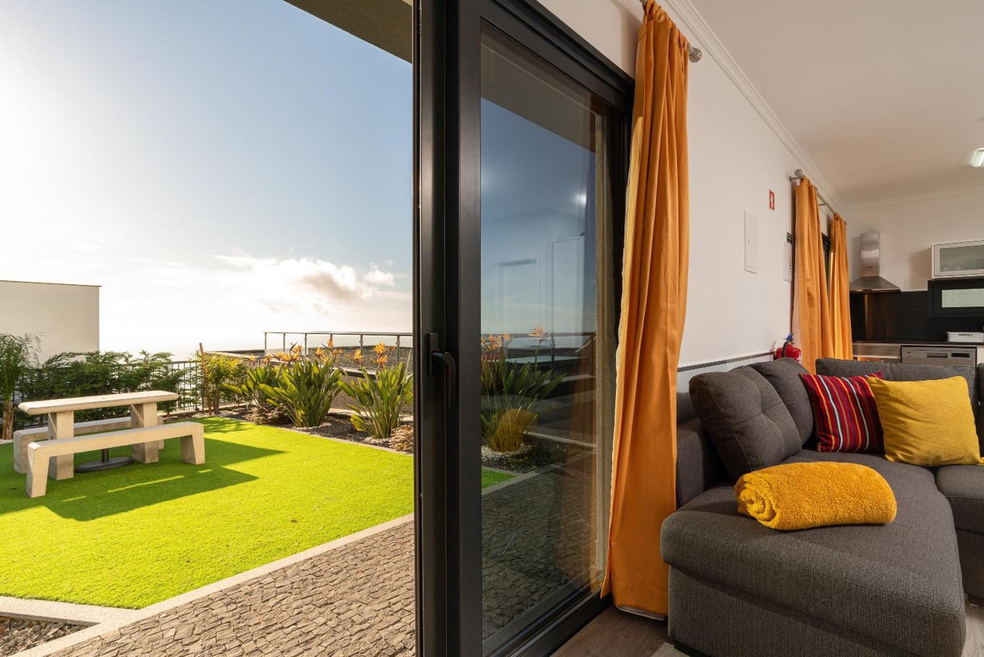Ourmadeira - Sunset Cliff Villas, Contemporary Fajã da Ovelha Room photo